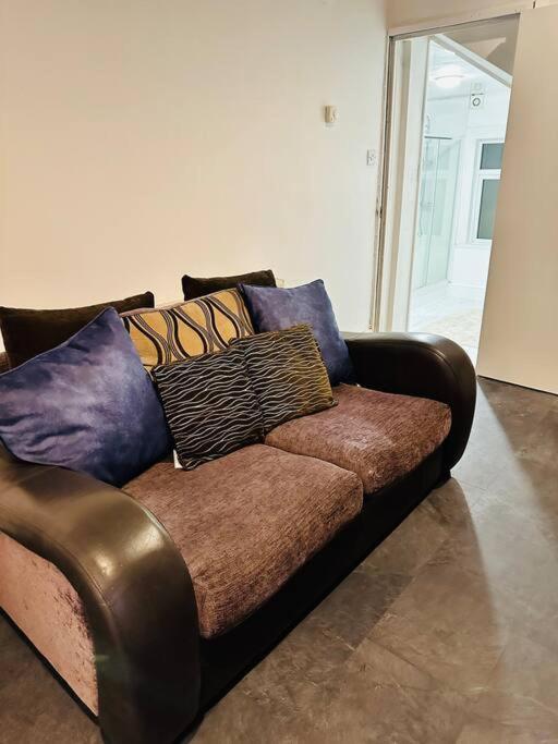 Bespoke 2 Bedroom Apt Derby City Esterno foto